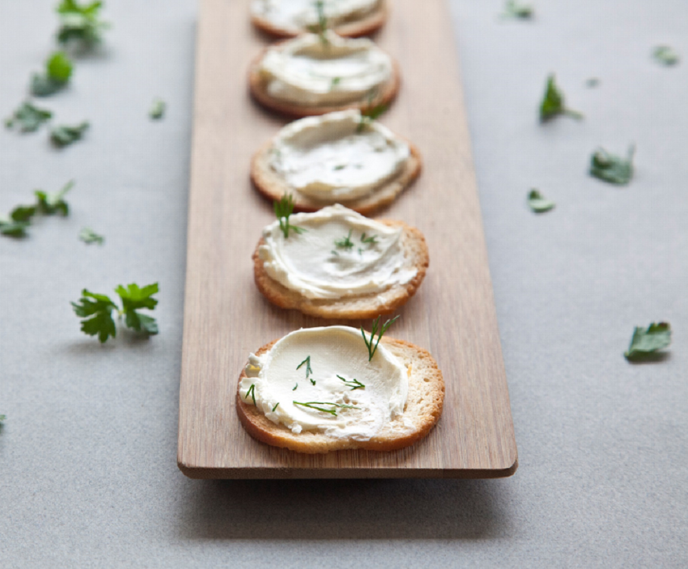 bagel chip variety pack, six garlic and six sea salt
